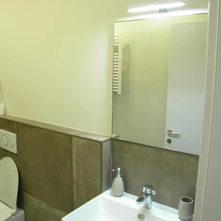 Abitaroom Pensión Bolonia